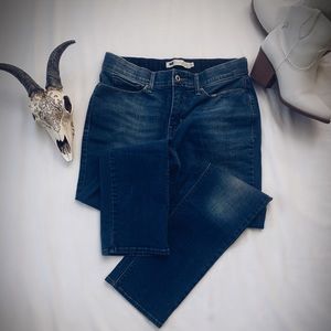 Levi’s 525 Jeans